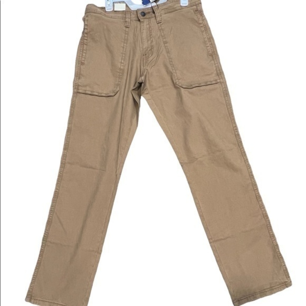 Signature Levi Strauss Utility Pants. Utility Taper. Premium Flex. 38